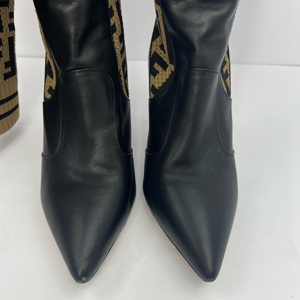 FENDI THIGH HIGH BOOTS, FENDI LOGO “FF”, ROCKOKO HEELS, COLIBRI LEATHER, SIZE 39 - Picture 9 of 17